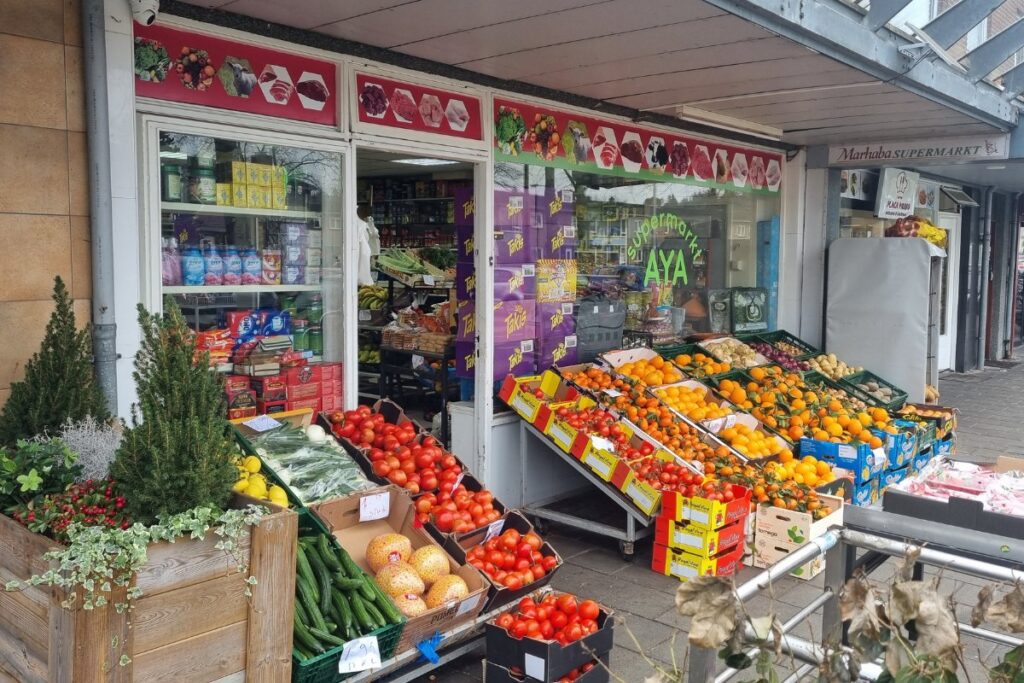 supermarkt aya johan van oldenbarneveltlaan